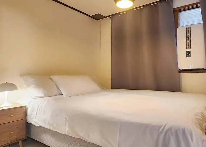 바람 연남 White Linen House 2br Apartment *