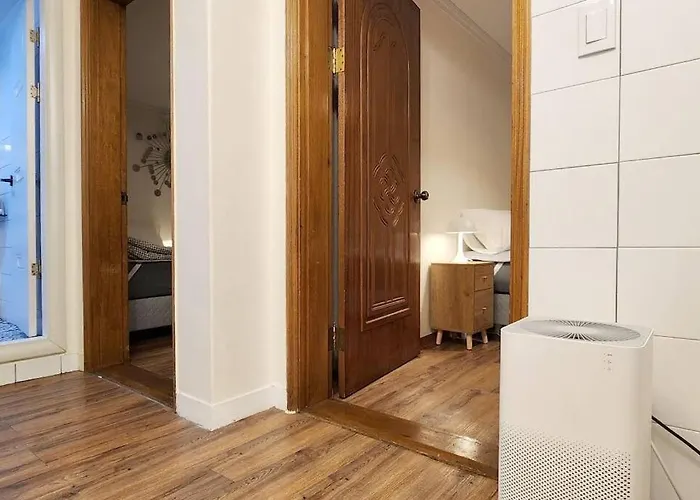 아파트 바람 연남 White Linen House 2br *