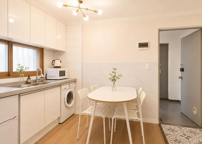 아파트 바람 연남 White Linen House 2br 서울특별시